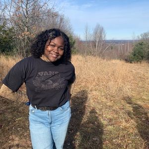 Meet your Posher, Donelle